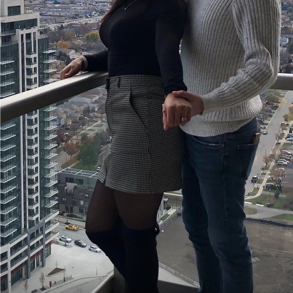 Beautiful Skirt - size 6 - Picture 5 of 7